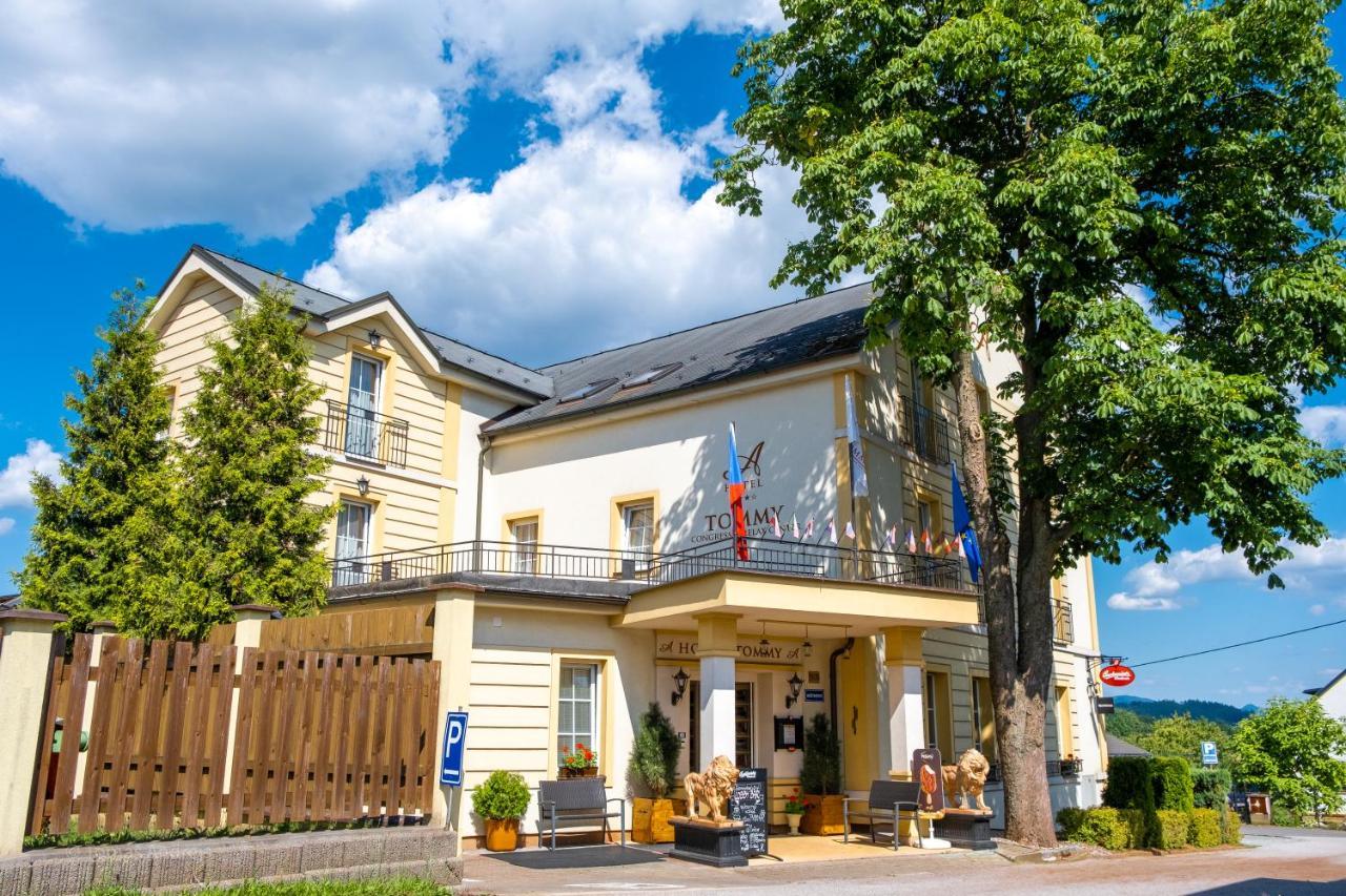 Hotel Tommy Wellness & Spa 나호트 외부 사진