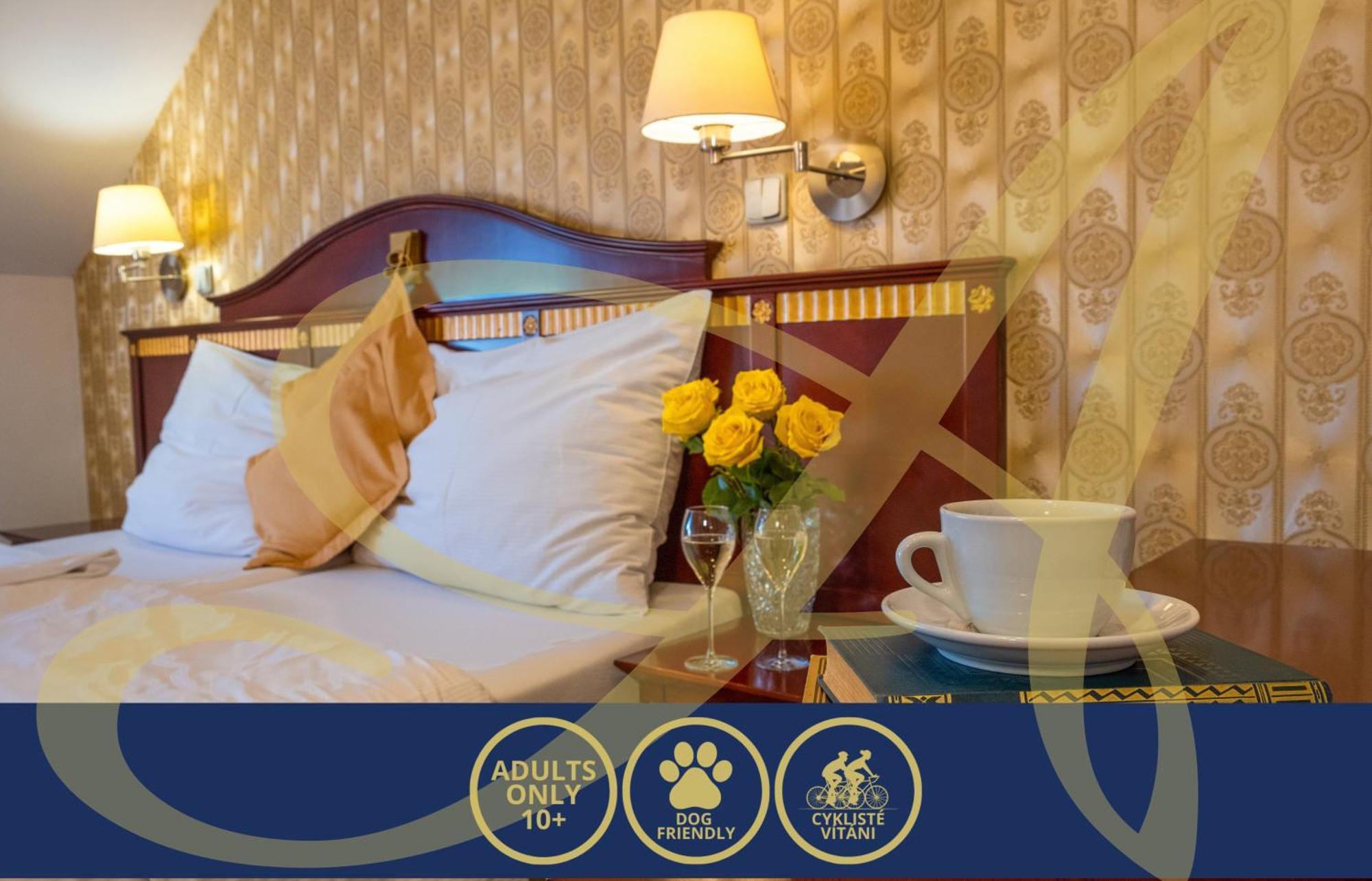 Hotel Tommy Wellness & Spa 나호트 외부 사진