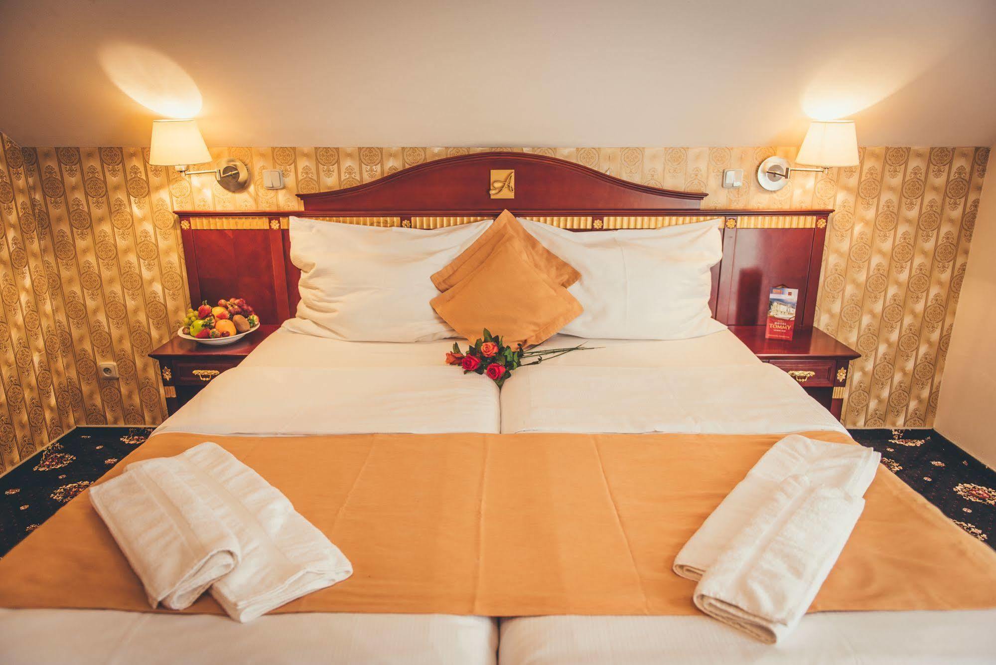 Hotel Tommy Wellness & Spa 나호트 외부 사진